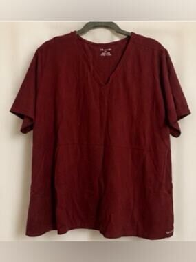 Jaanuu Burgundy Scrub Top Women’s 2XL